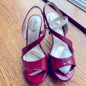 Bandolino red sandals